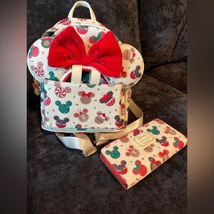 🎈Disney loungefly backpack & wallet set